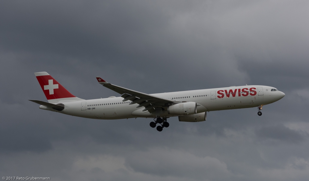 Swiss_A333_HB-JHI_ZRH170417