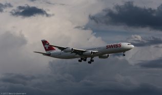 Swiss_A343_HB-JMI_ZRH170513
