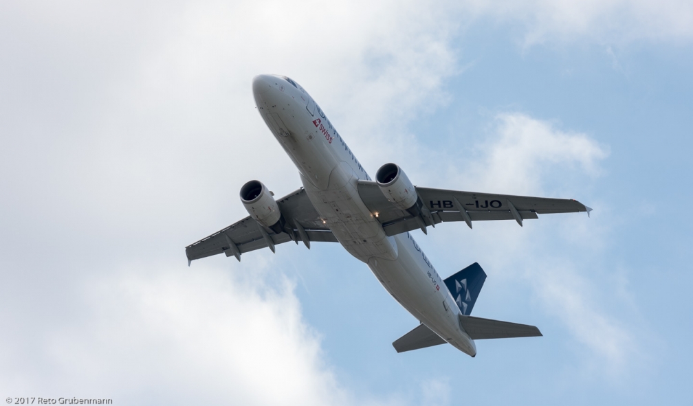 Swiss_A320_HB-IJO_ZRH170521