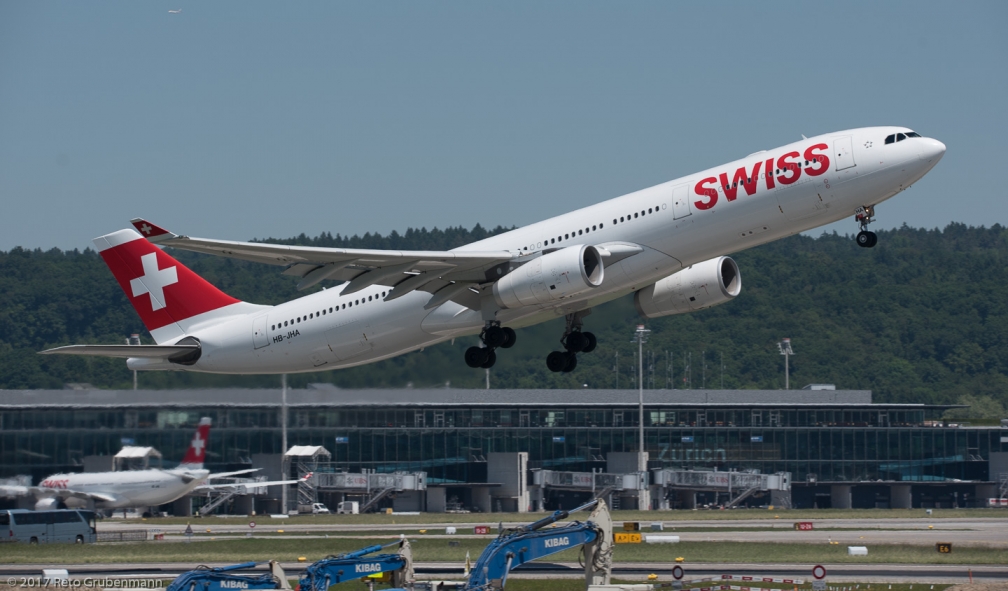 Swiss_A333_HB-JHA_ZRH170527
