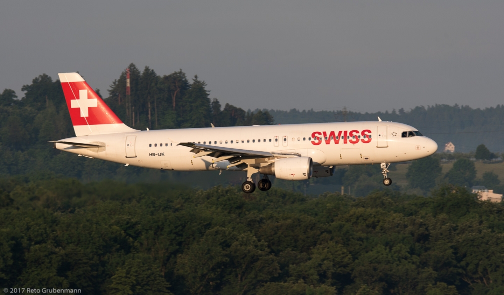 Swiss_A320_HB-IJK_ZRH170603