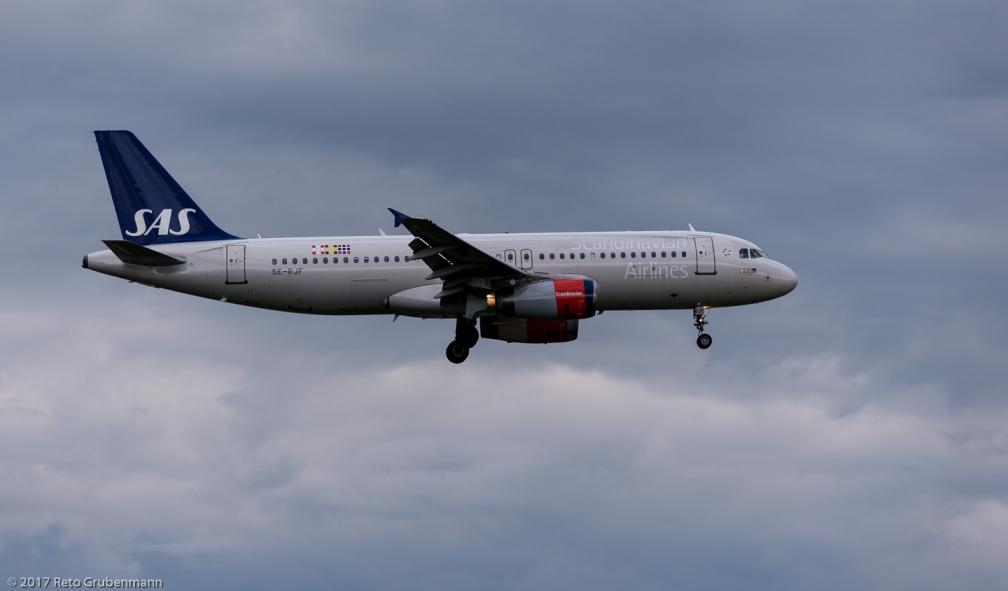ScandinavianAirlines_A320_SE-RJF_ZRH170604