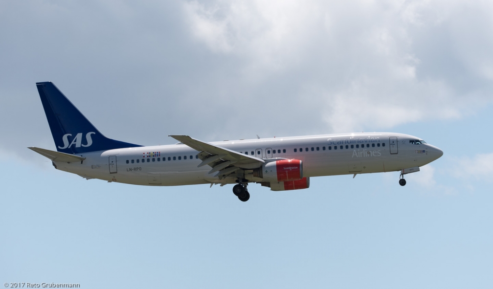 ScandinavianAirlines_B738_LN-RPO_ZRH170607