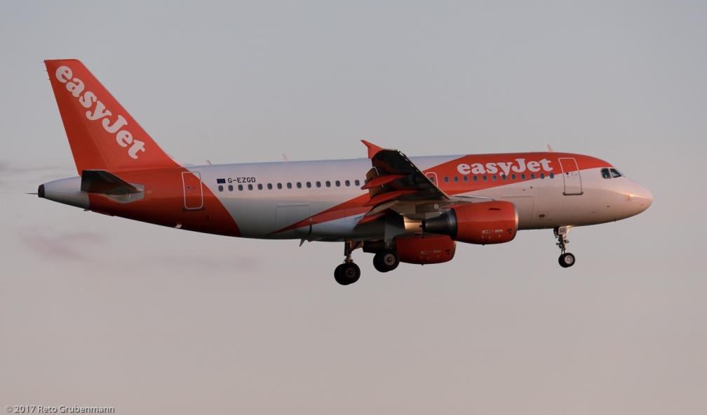easyJet_A319_G-EZGD_ZRH170607