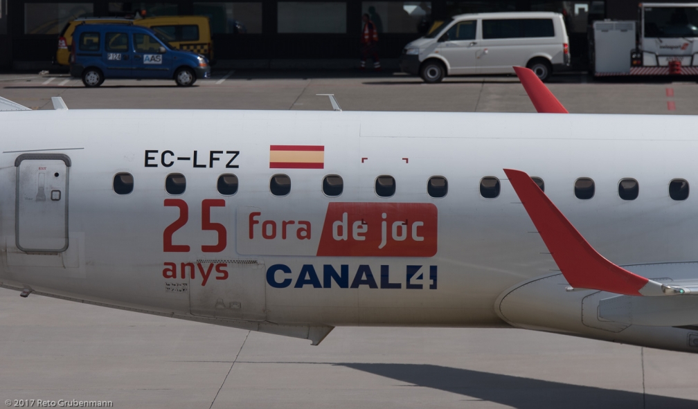 AirEuropa_E190_EC-LFZ_ZRH170608