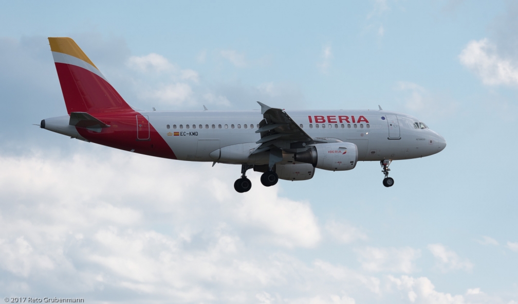 Iberia_A319_EC-KMD_ZRH170712