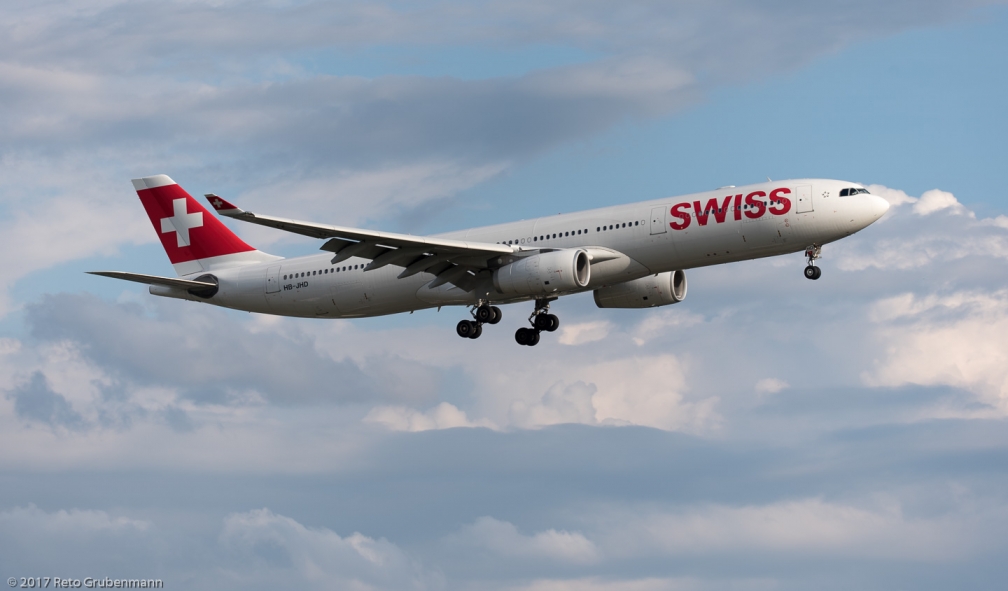 Swiss_A333_HB-JHD_ZRH170714