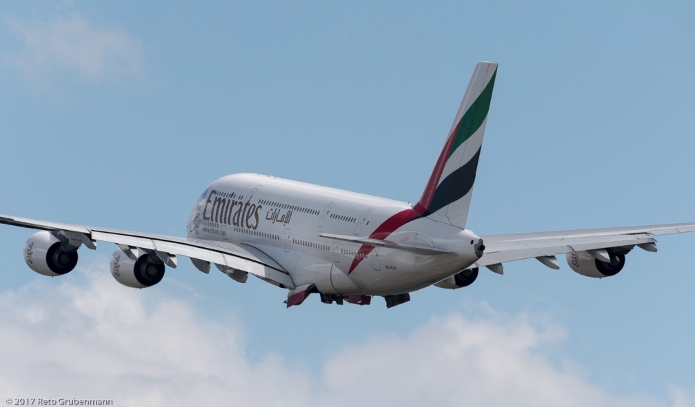 Emirates_A388_A6-EOU_ZRH170715
