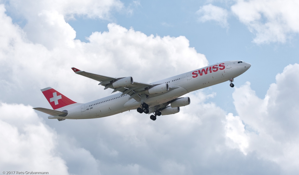 Swiss_A343_HB-JMI_ZRH170819_01