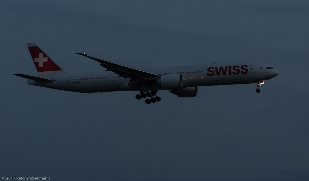 Swiss_B77W_HB-JND_ZRH170826