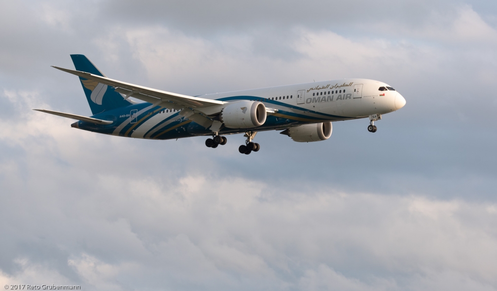 OmanAir_B788_A4O-SA_ZRH170906