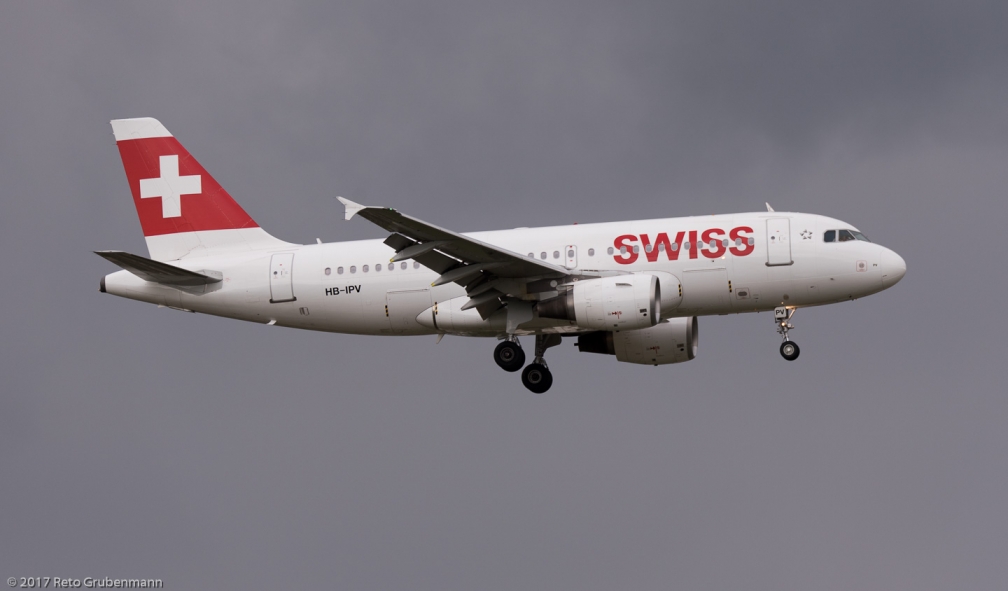 Swiss_A319_HB-IPV_ZRH170917