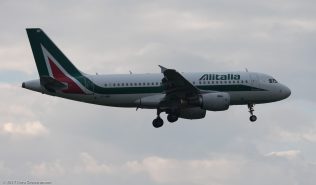 Alitalia_A319_EI-IMP_ZRH171027