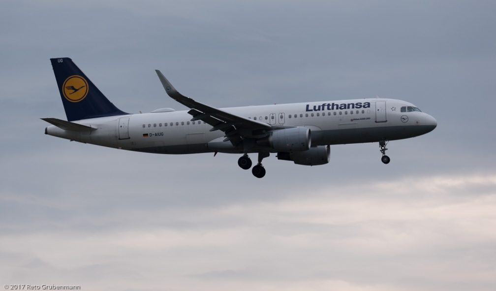 Lufthansa_A320_D-AIUG_ZRH171027
