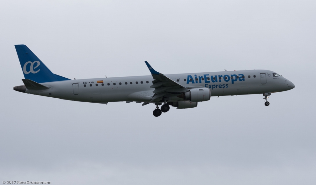 AirEuropa_E190_EC-KXD_ZRH171029