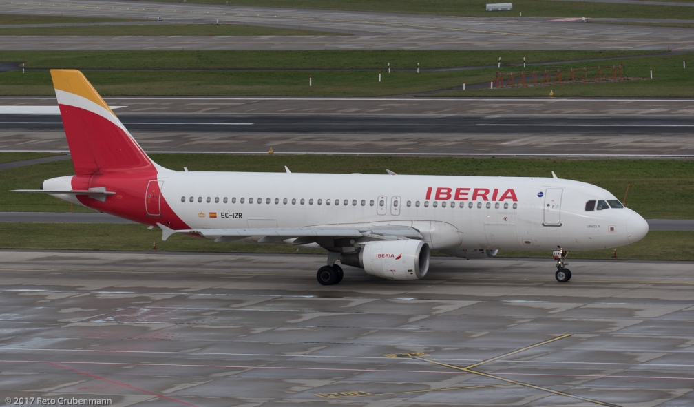 Iberia_A320_EC-IZR_ZRH171121