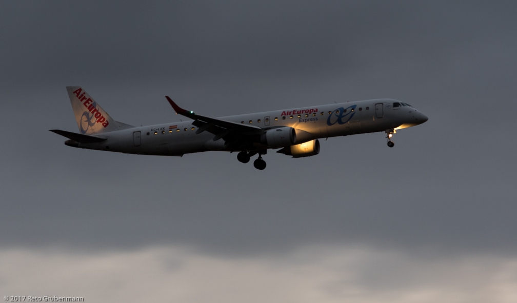 AirEuropa_E190_EC-LEK_ZRH171228