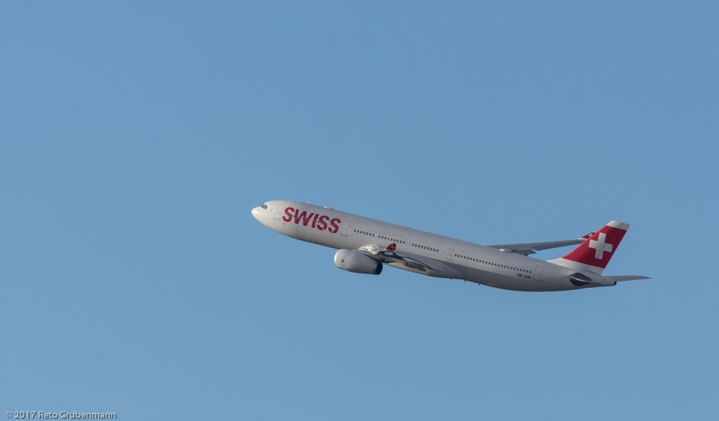 Swiss_A333_HB-JHN_ZRH171231