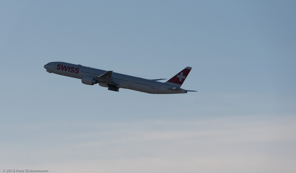 Swiss_B77W_HB-JND_ZRH180101