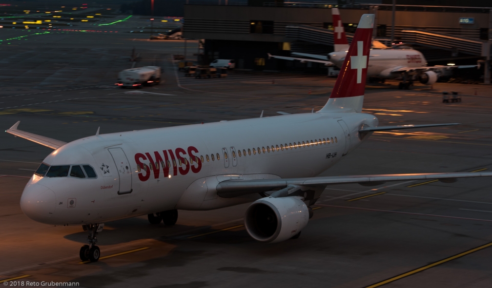 Swiss_A320_HB-IJH_ZRH180106
