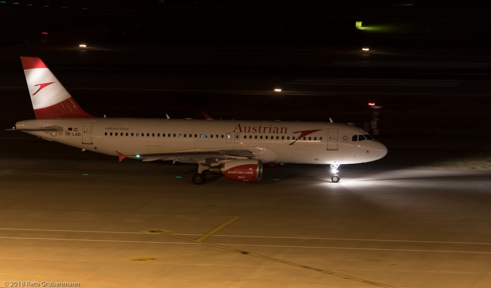 AustrianAirlines_A320_OE-LXD_ZRH180111