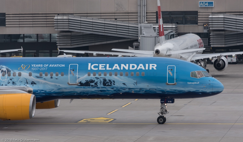 Icelandair_B752_TF-FIR_ZRH180114_02