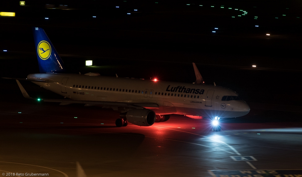 Lufthansa_A320_D-AIUD_ZRH180115