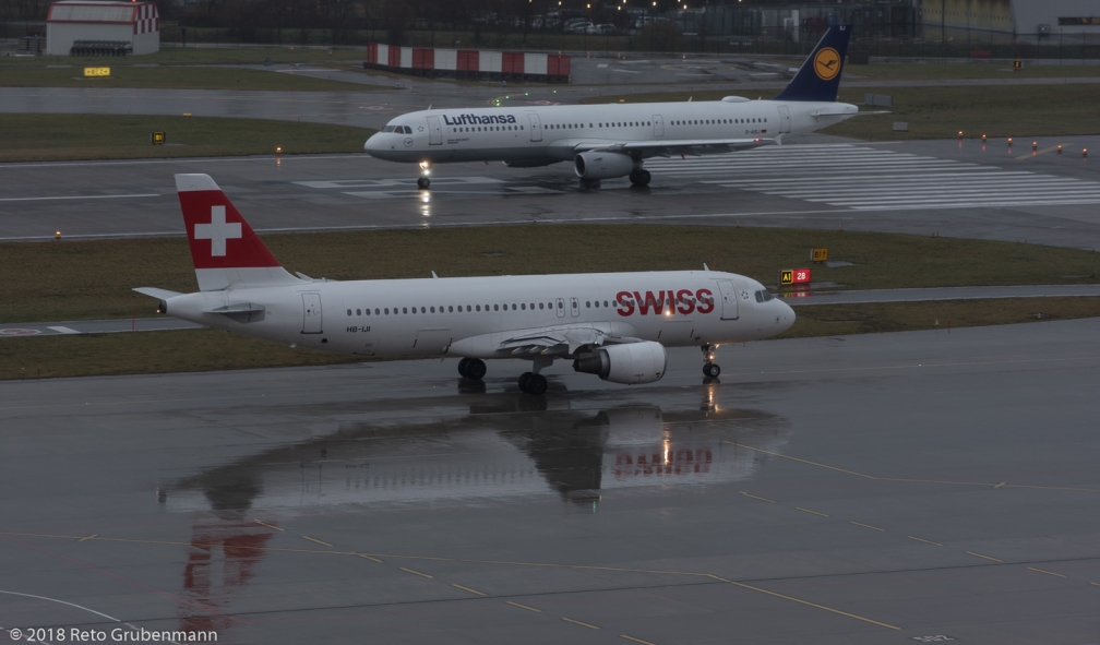 Swiss_A320_HB-IJI_Lufthansa_A321_D-AISJ_ZRH180122