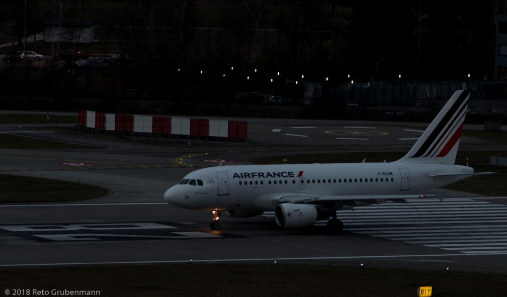 AirFrance_A318_F-GUGM_ZRH180315
