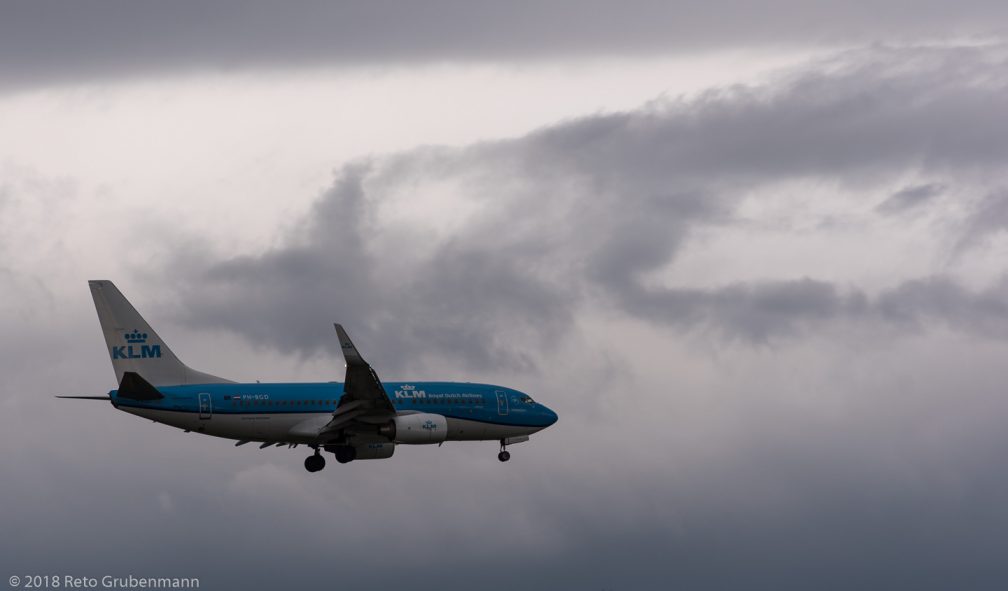 KLM_B737_PH-BGD_ZRH180330