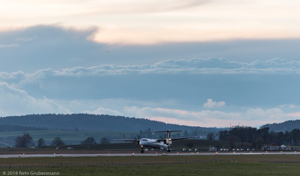 AustrianAirlines_DH8D_OE-LGP_ZRH180331