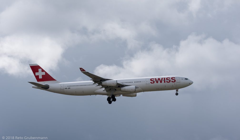 Swiss_A343_HB-JMI_ZRH180401