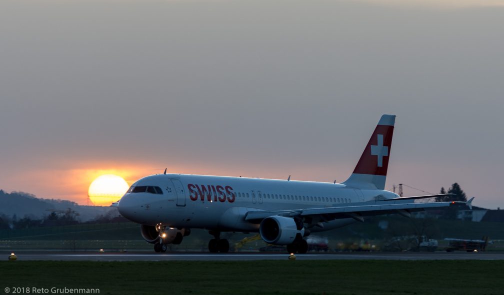 Swiss_A320_HB-IJR_ZRH180407