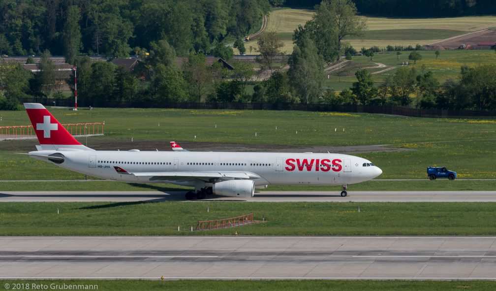 Swiss_A333_HB-JHA_ZRH180429
