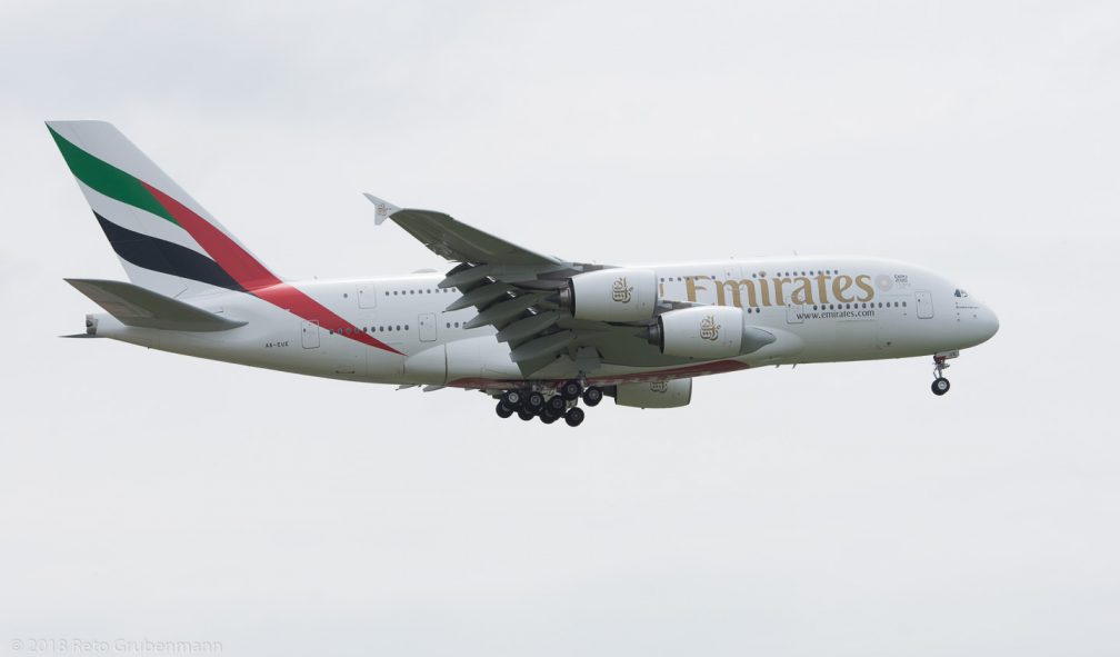 Emirates_A388_A6-EUE_ZRH180513