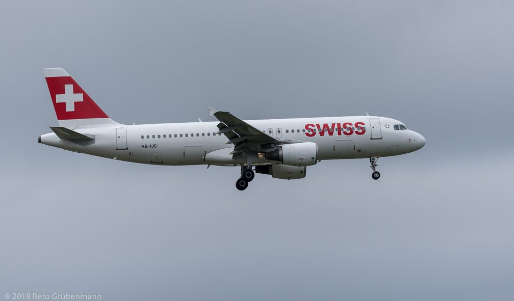 Swiss_A320_HB-IJS_ZRH180513