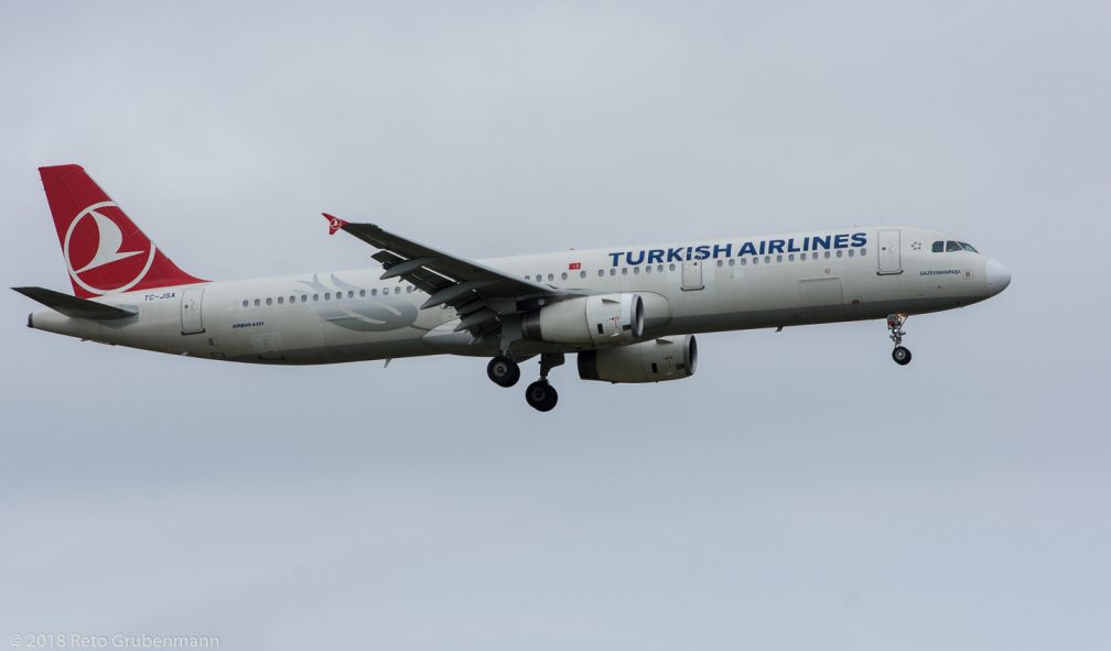 TurkishAirlines_A321_TC-JSA_ZRH180513