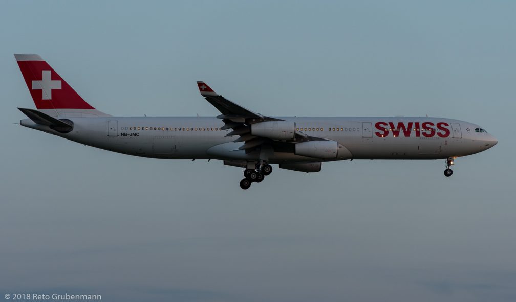 Swiss_A343_HB-JMC_ZRH180525