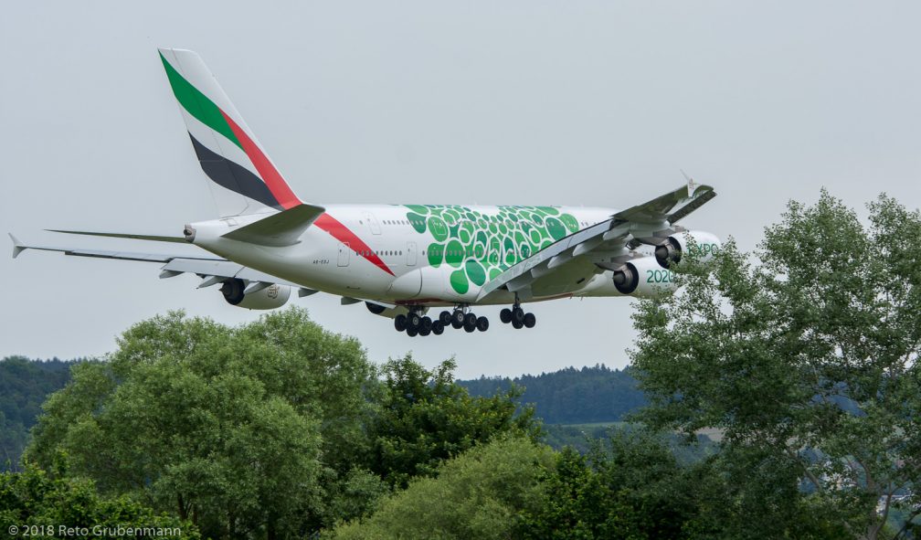 Emirates_A388_A6-EOJ_ZRH_180527_02