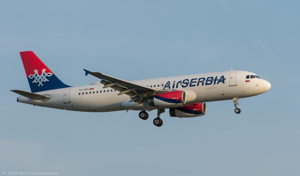 AirSERBIA_A320_YU-APG_ZRH180610