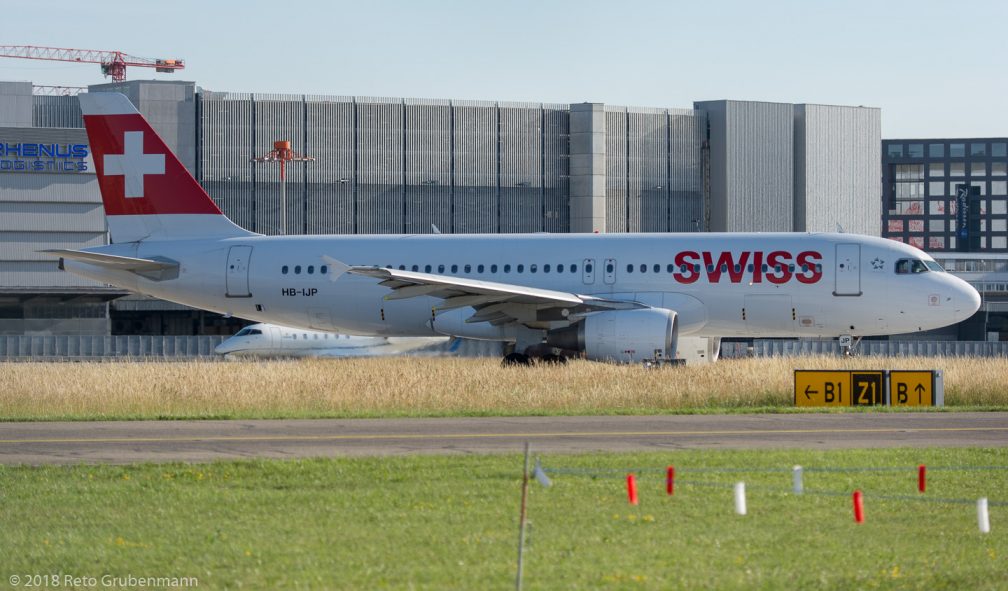 Swiss_A320_HB-IJP_ZRH180614