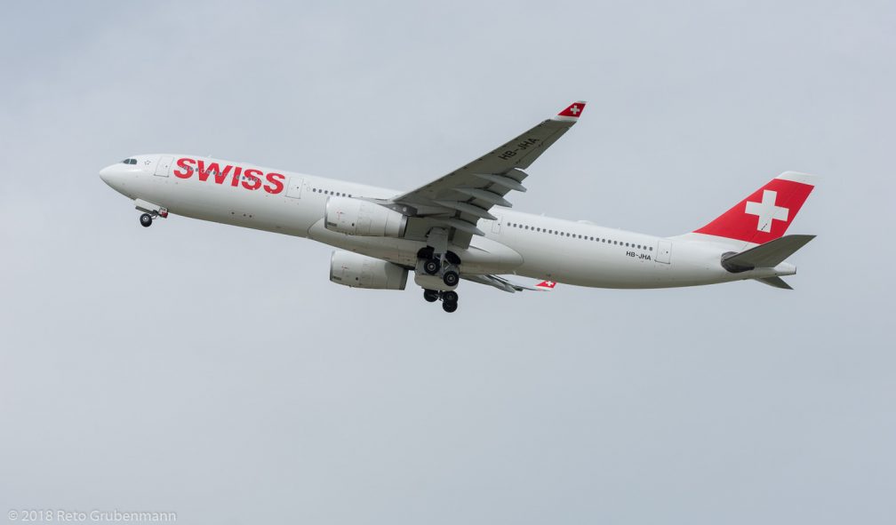 Swiss_A333_HB-JHA_ZRH180624