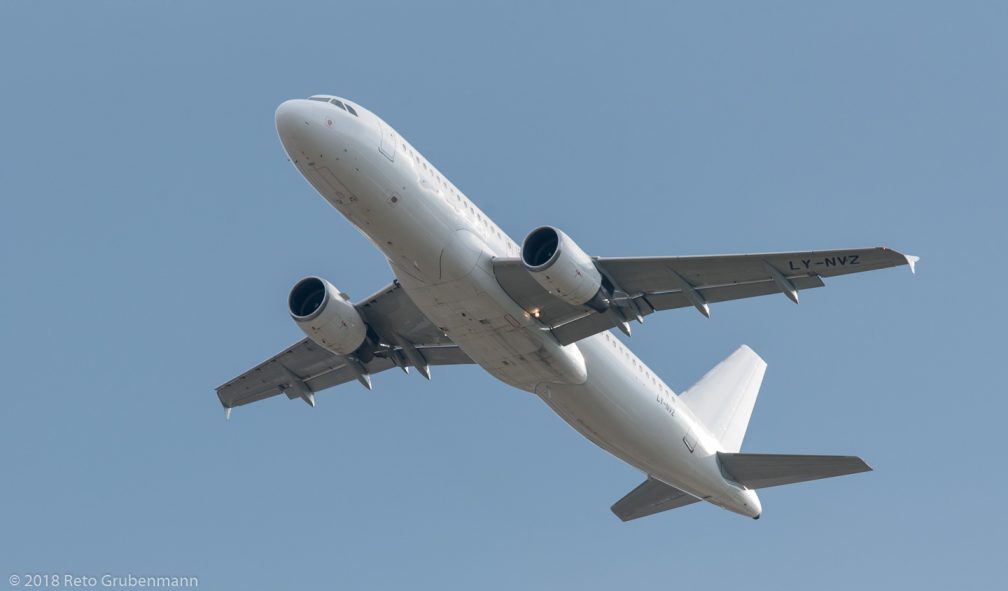 SunExpress_A320_LY-NVZ_ZRH180628
