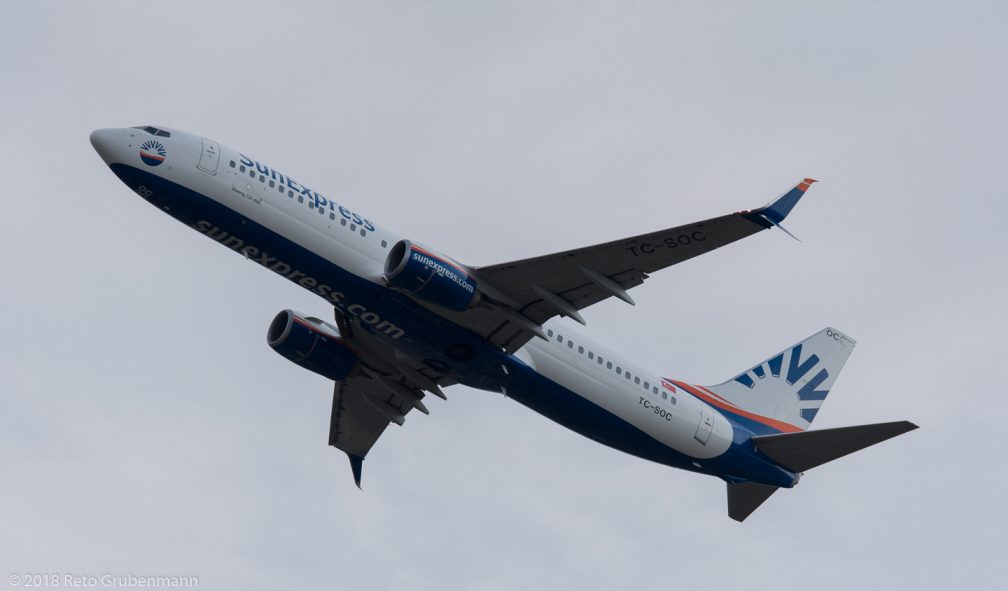 SunExpress_B738_TC-SOC_ZRH180628
