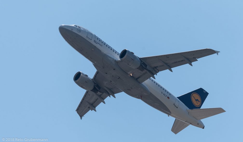 Lufthansa_A319_D-AILP_ZRH180630