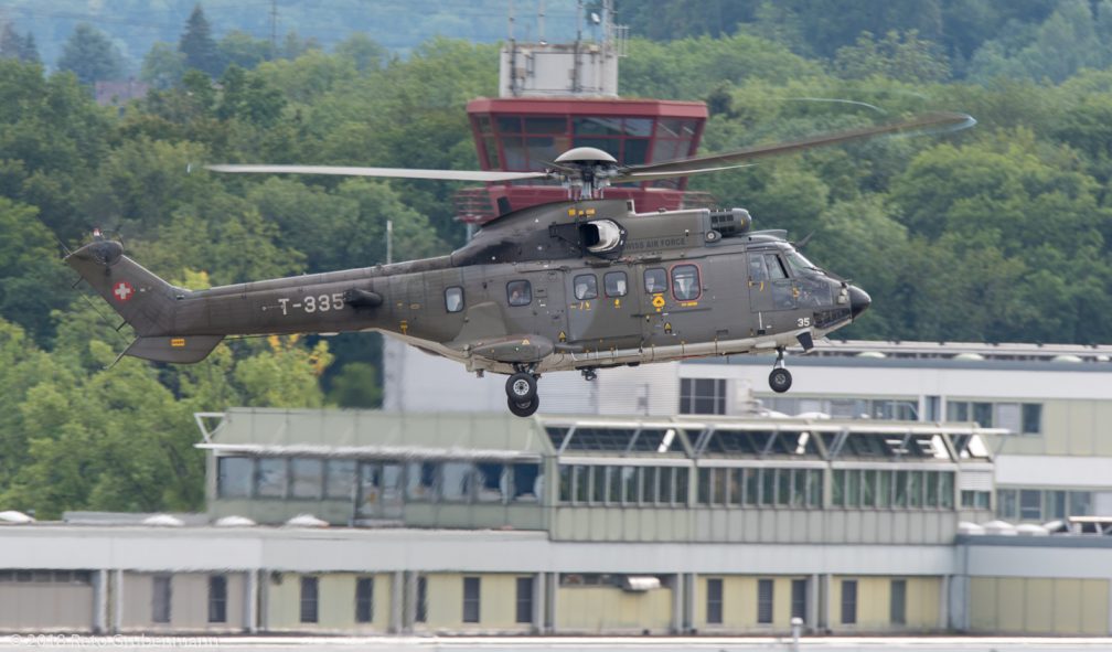SwissAirForce_AS32_T-335_ZRH180703_02
