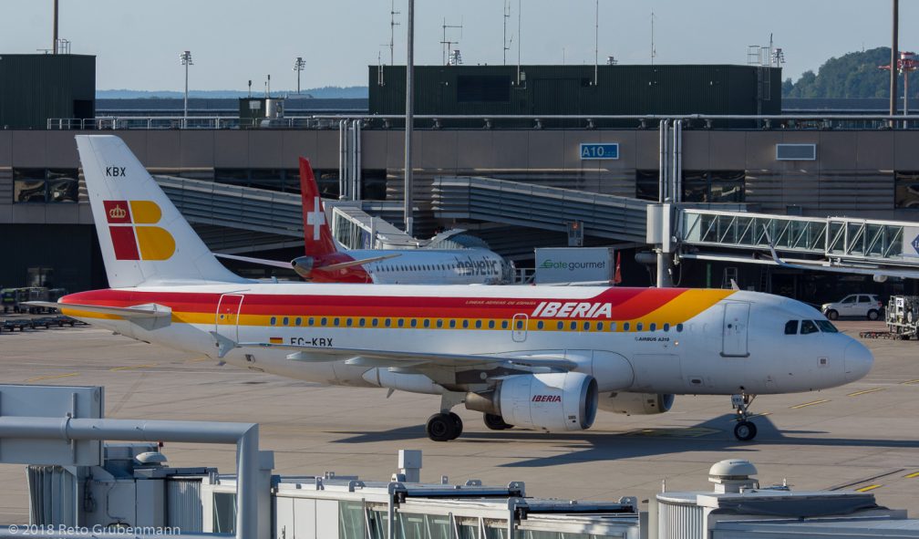 Iberia_A319_EC-KBX_ZRH180726