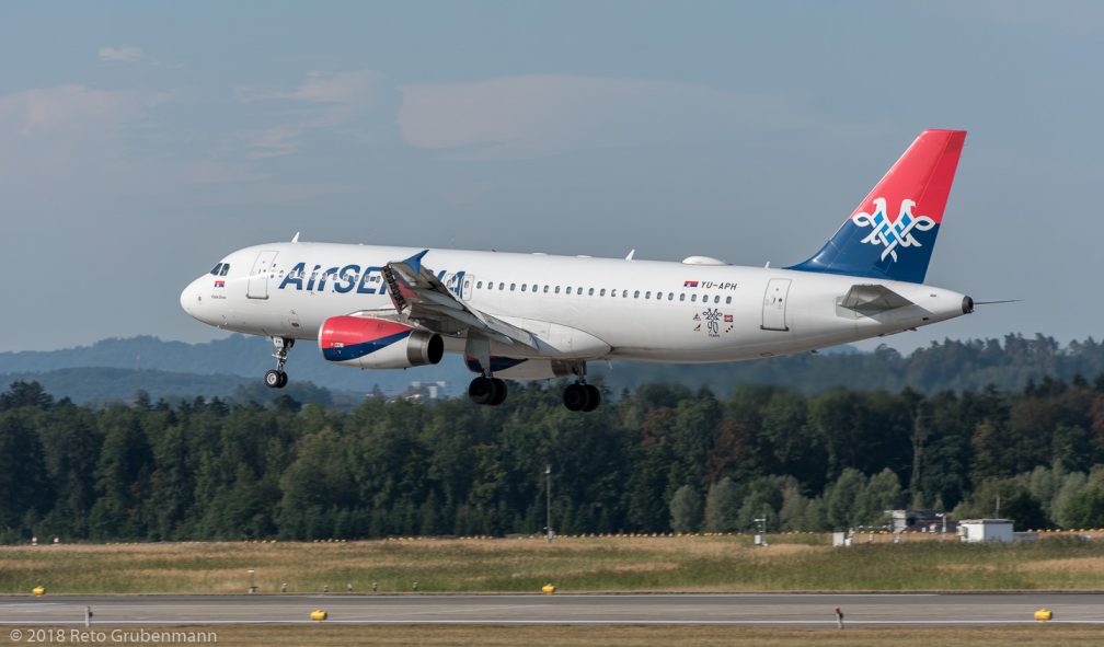 AirSERBIA_A320_YU-APH_ZRH180801