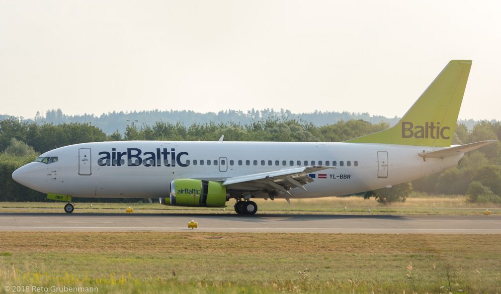airBaltic_B733_YL-BBR_ZRH180805