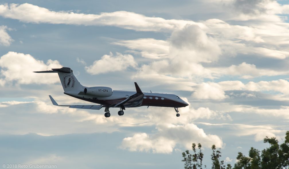 PoonawallaAviation_GLF5_VT-CPA_ZRH180923